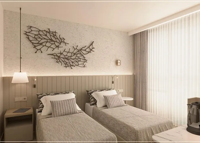 Golden Lotus Hotel